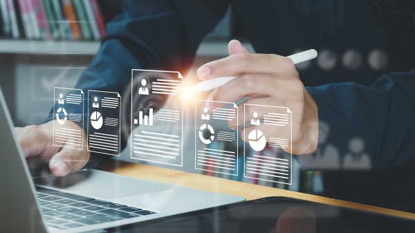 泓利财富 央行：今年前五个月人民币贷款增加10.68万亿元